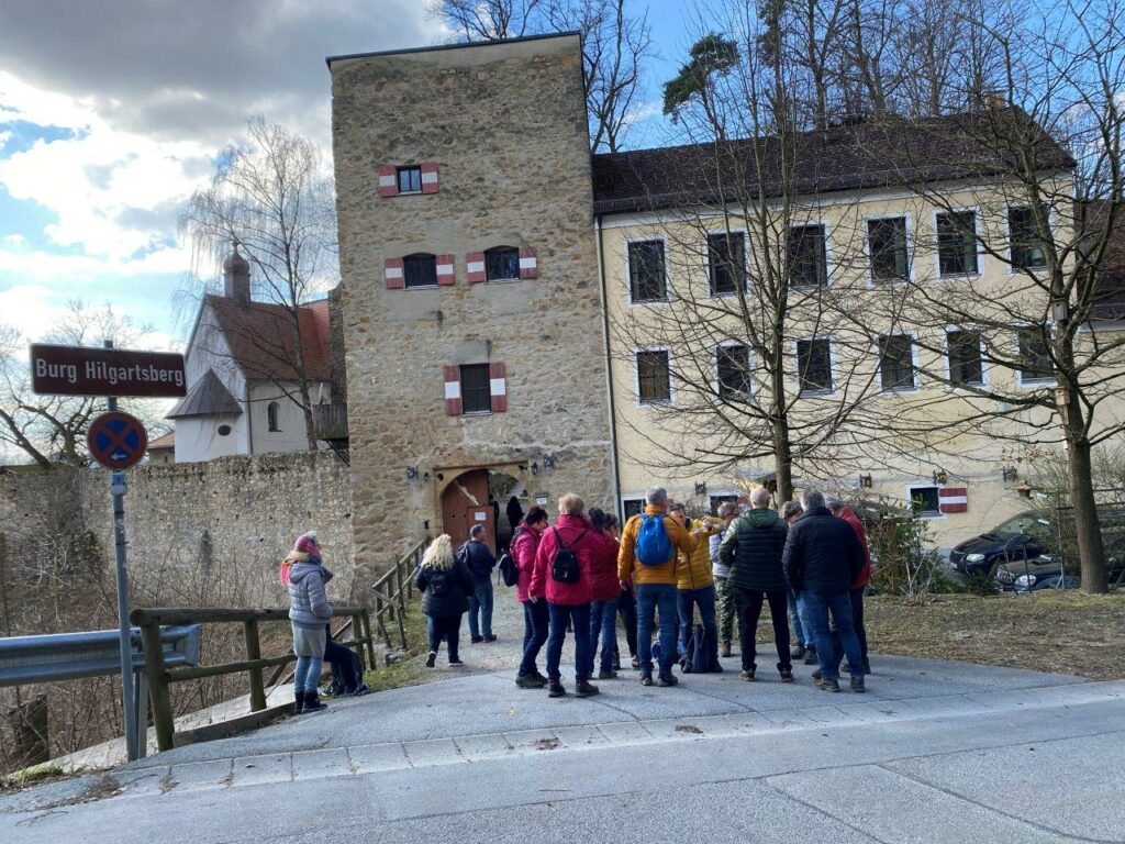 Singlewandern Everyone besuchte die Burgruine Hilgartsberg